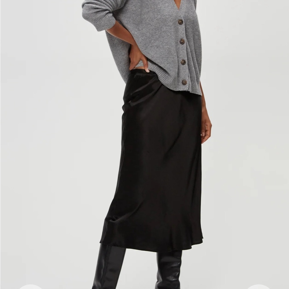 Michael Stars Leila Bias Midi Skirt | Women’s Satin Skirt | NWOT - Picture 4 of 13